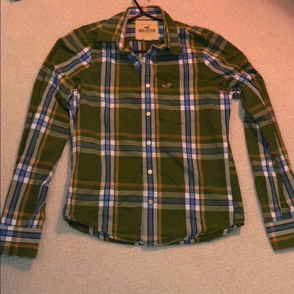 Hollister green plaid button down long sleeve